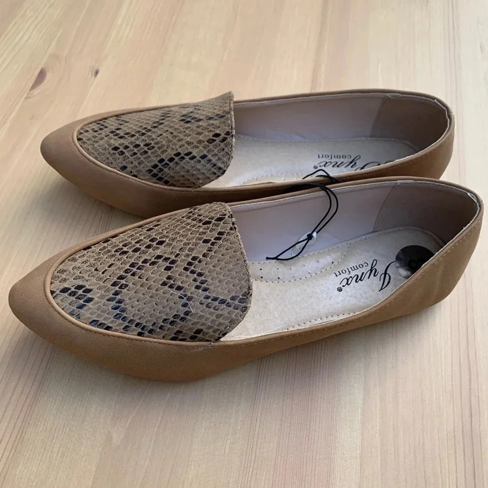 **NEW IYNX Snake Skin Flats